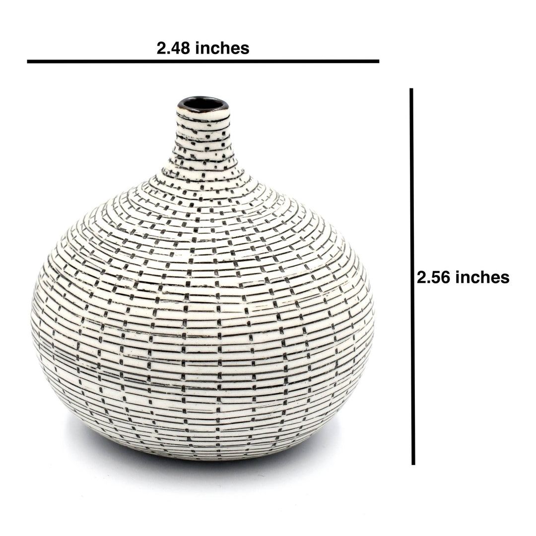Bud Vase Tiny | Black + Ivory Geometric