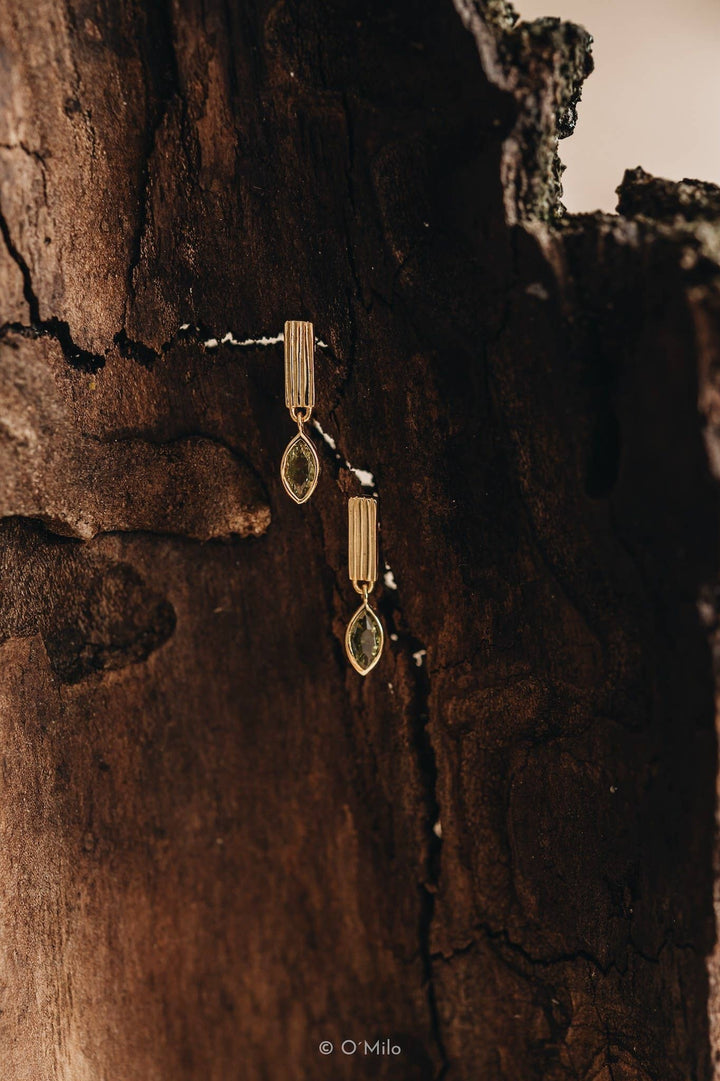 Ribbed Bar + Peridot Crystal Earrings