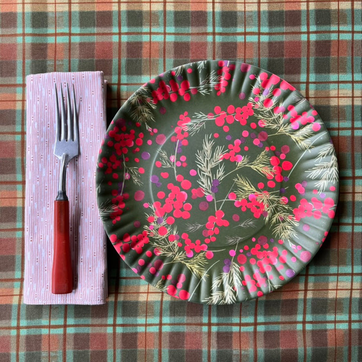 Melamine "Paper" Plates | Winter Berries
