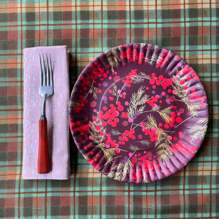 Melamine "Paper" Plates | Winter Berries