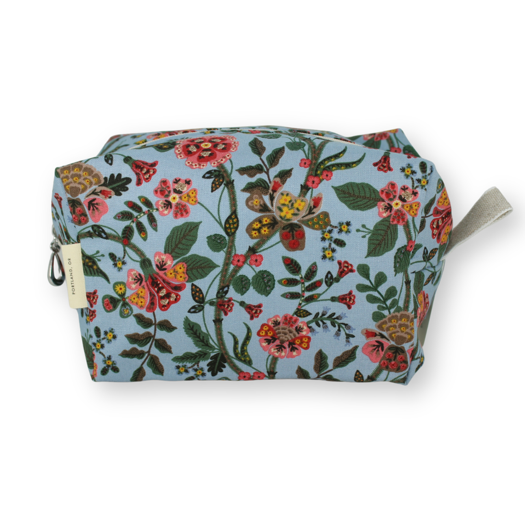The Medium Dopp Kit