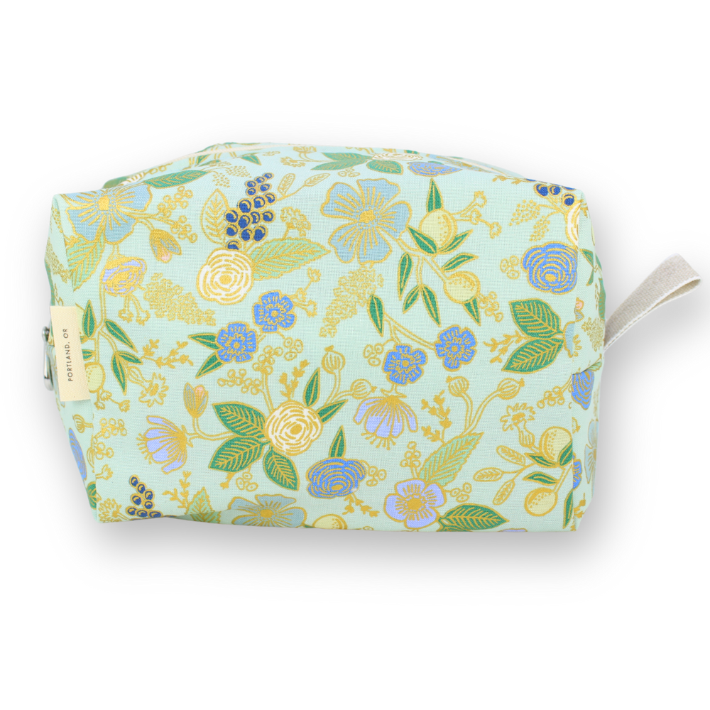 The Metallic Medium Dopp Kit