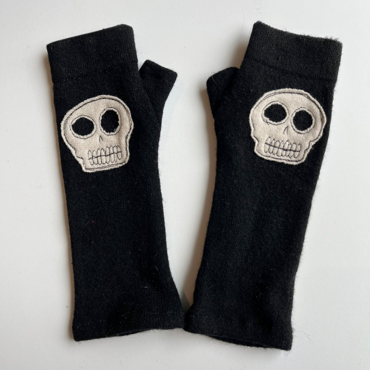 Fingerless Cashmere Gloves "Skull"