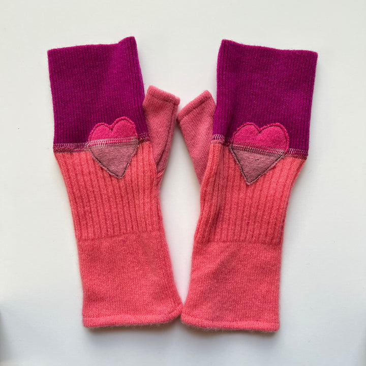 Fingerless Cashmere Gloves "Heart"