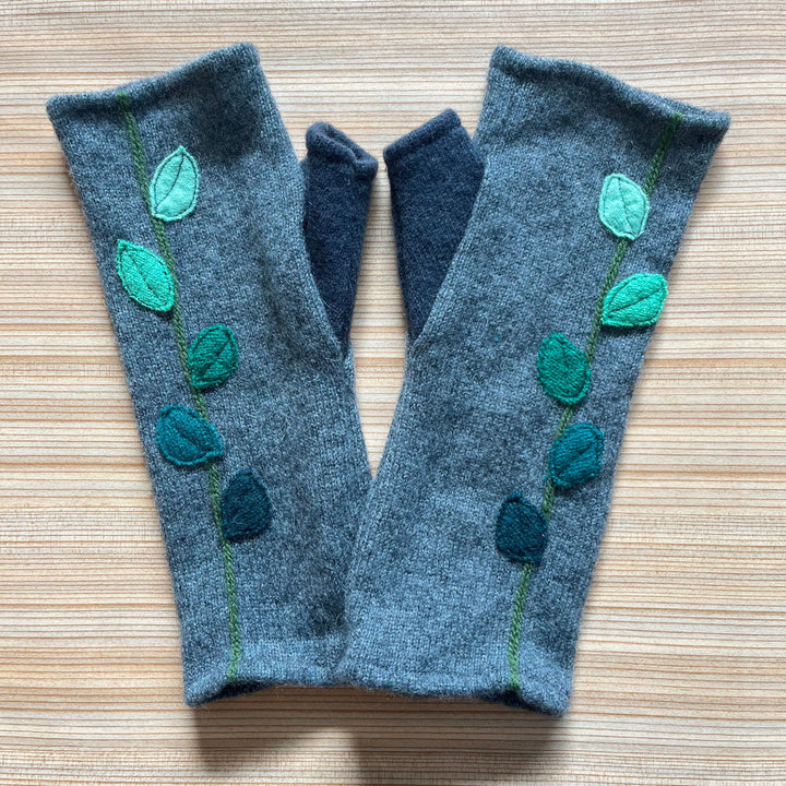 Fingerless Cashmere Gloves "Leaves"