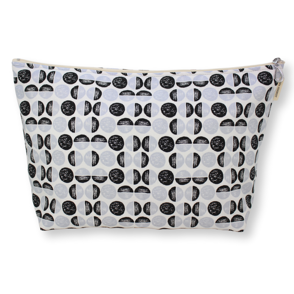 BASICS: Makeup Bag XL