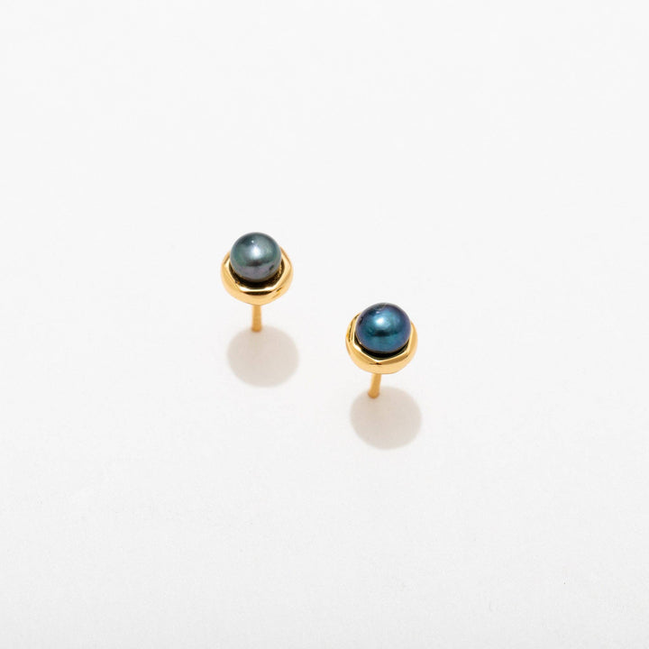 Earrings | Freshwater Pearl Studs