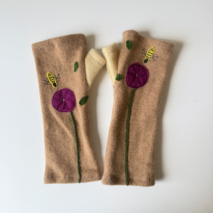 Fingerless Cashmere Gloves "Bee"