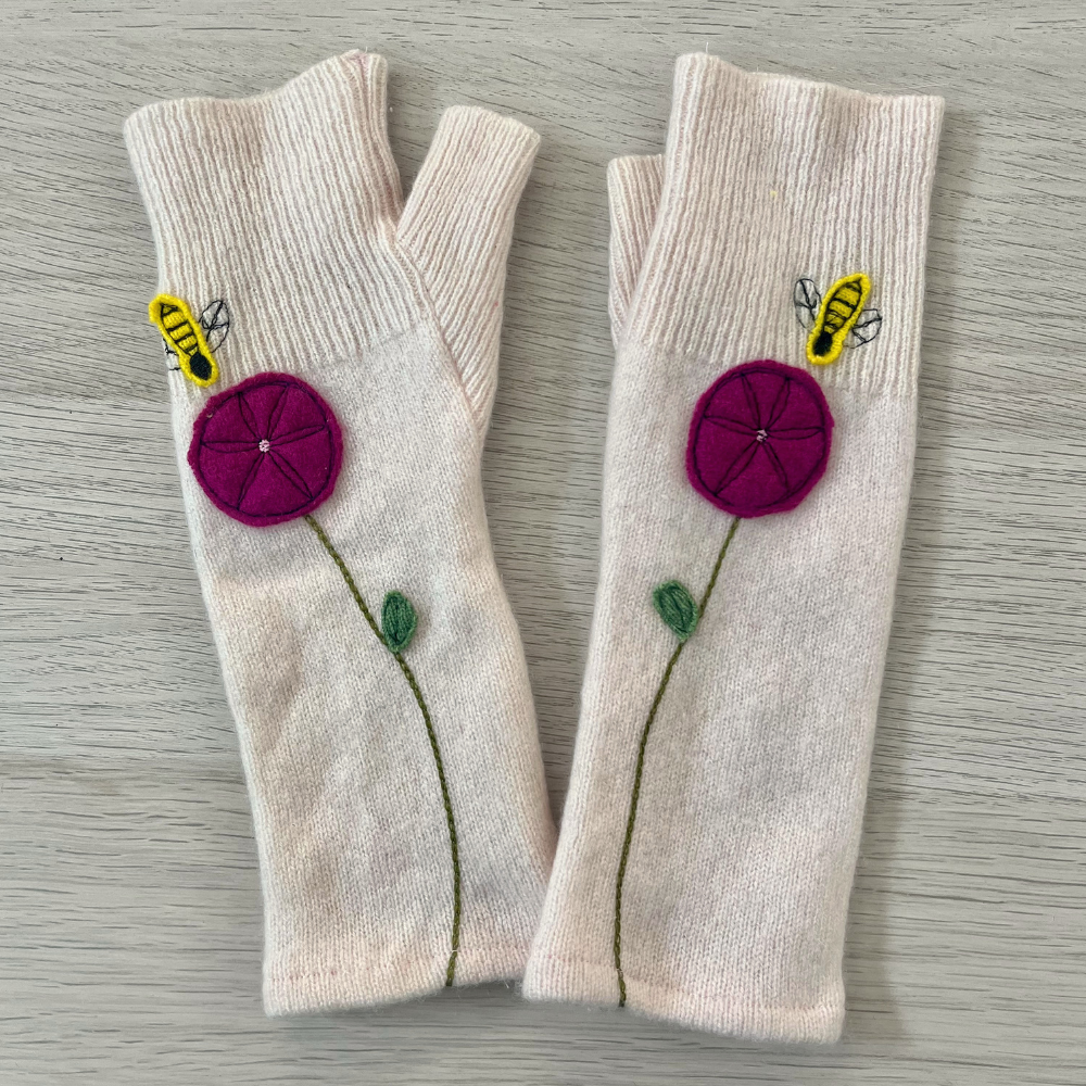 Fingerless Cashmere Gloves "Bee"