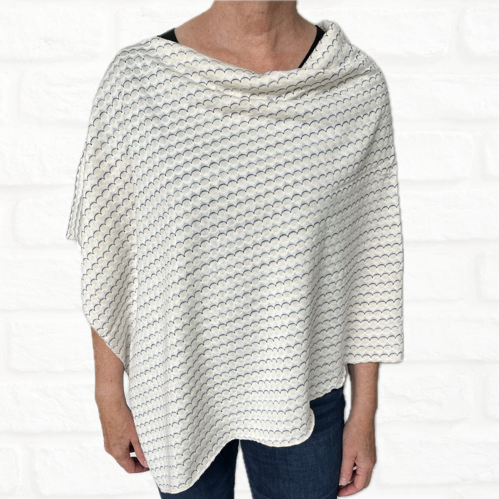 SALE | Black & White Poncho