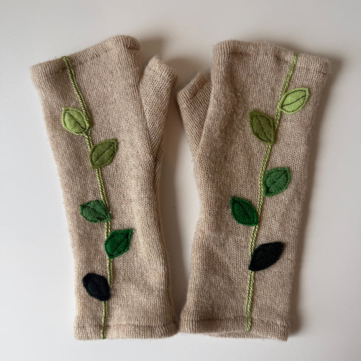 Fingerless Cashmere Gloves "Leaves"