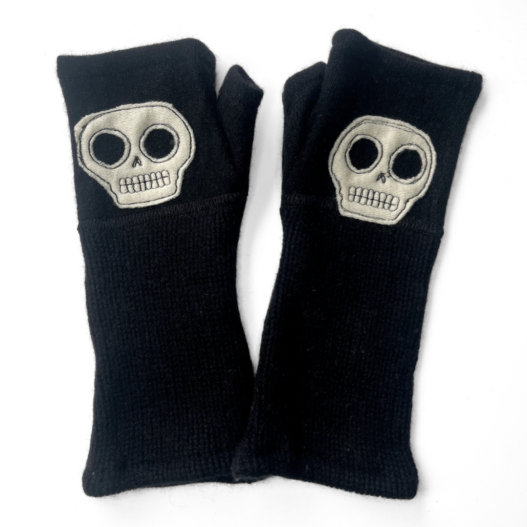 Fingerless Cashmere Gloves "Skull"