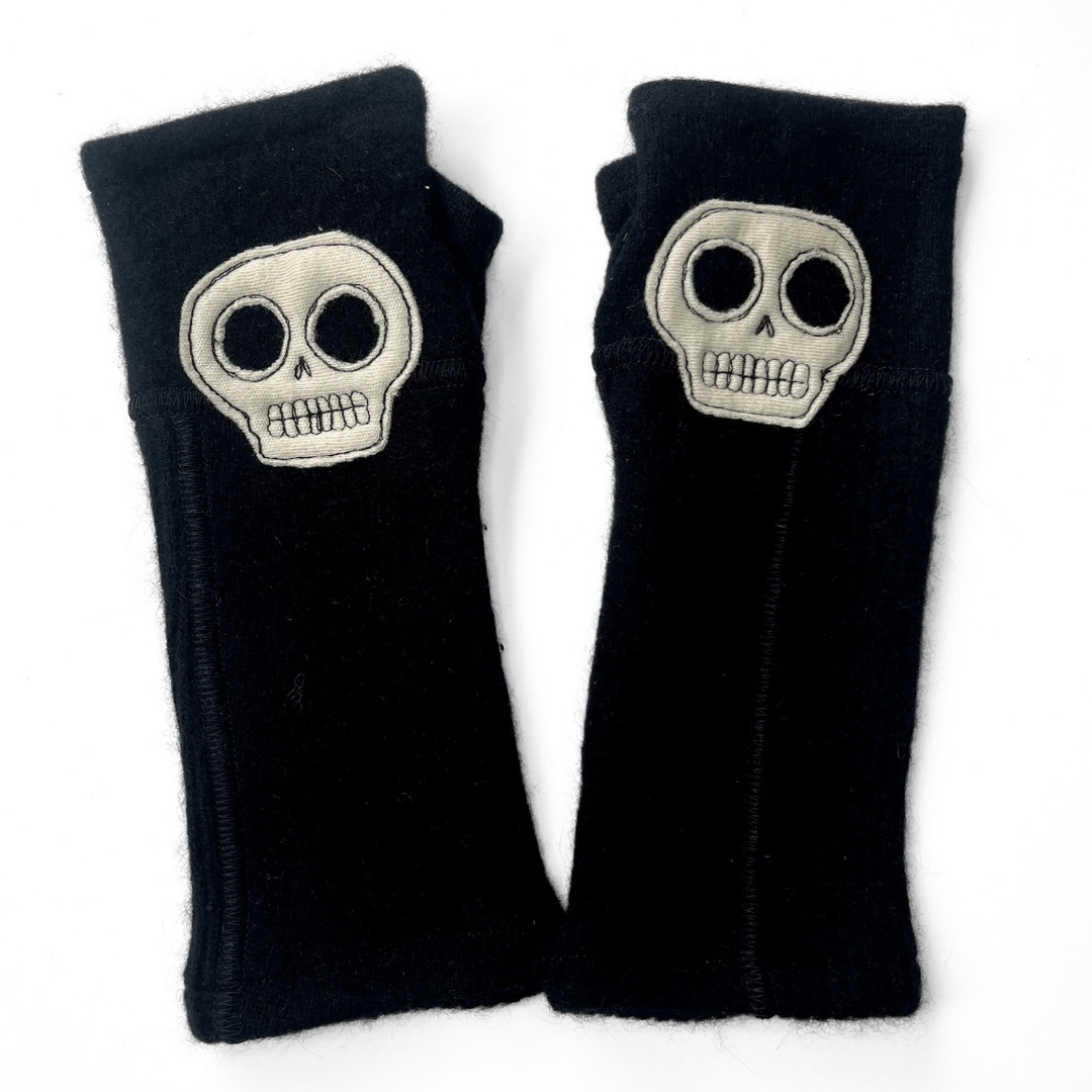 Fingerless Cashmere Gloves "Skull"