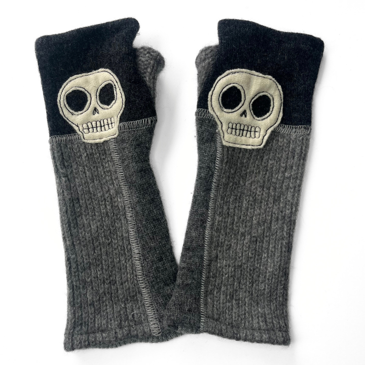 Fingerless Cashmere Gloves "Skull"