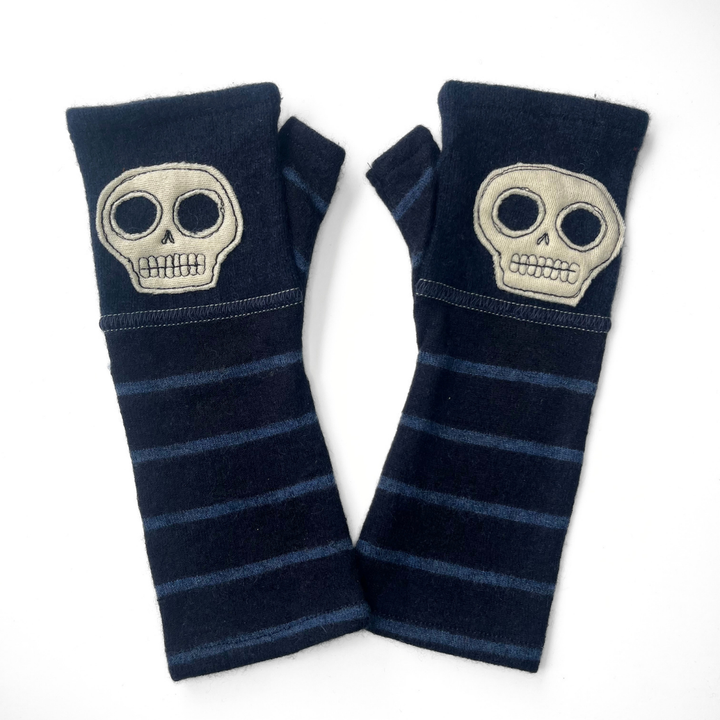 Fingerless Cashmere Gloves "Skull"