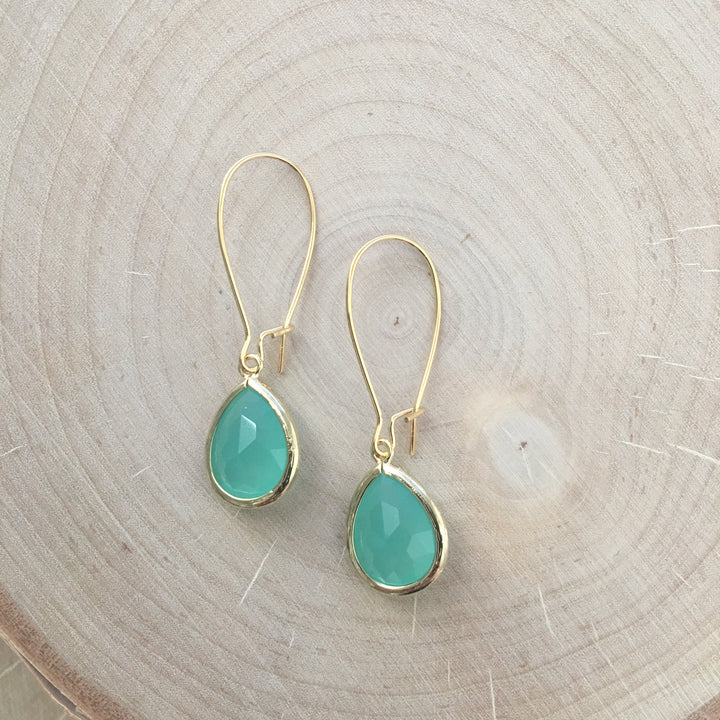 Jane Gold Glass Short Earrings