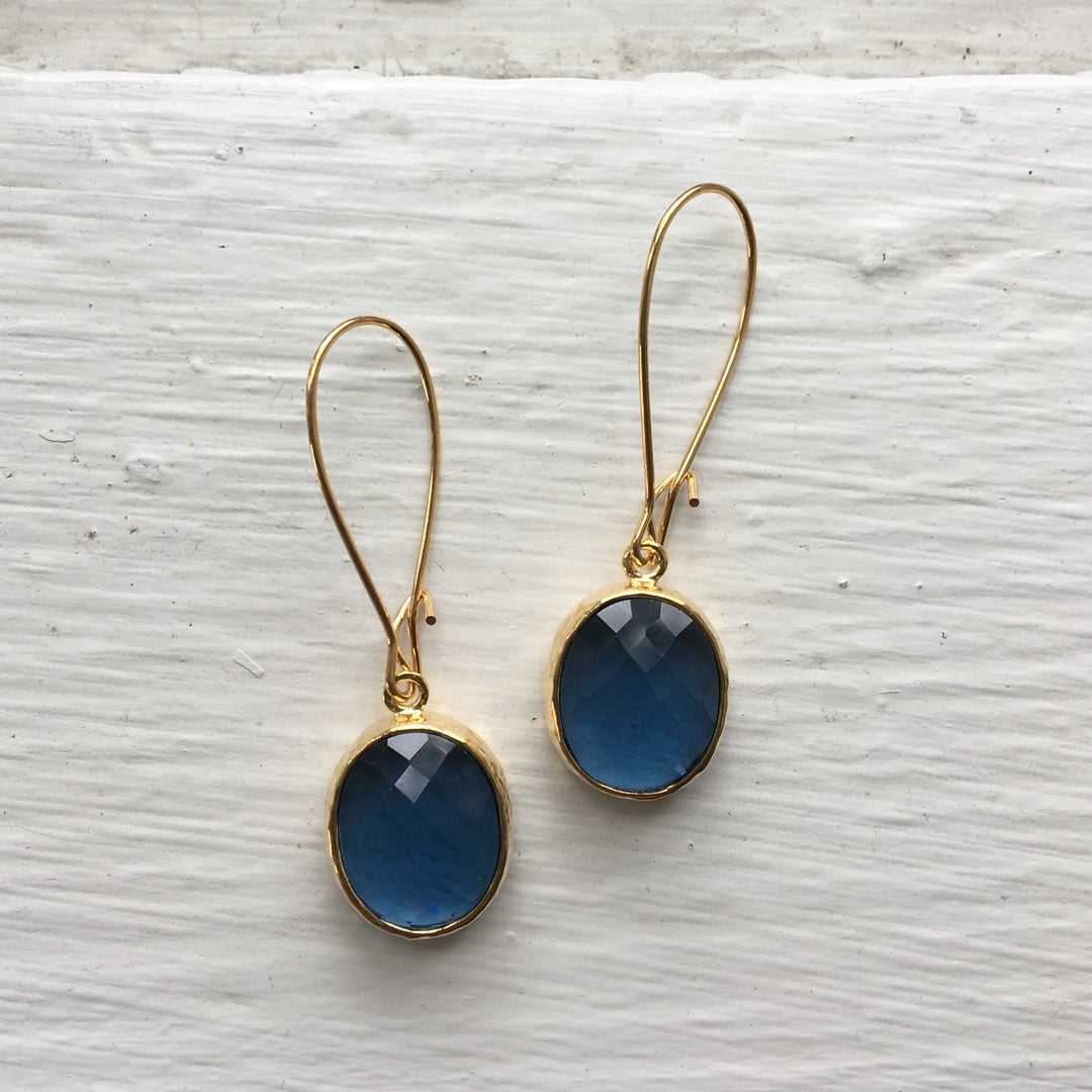 Jane Gold Glass Short Earrings