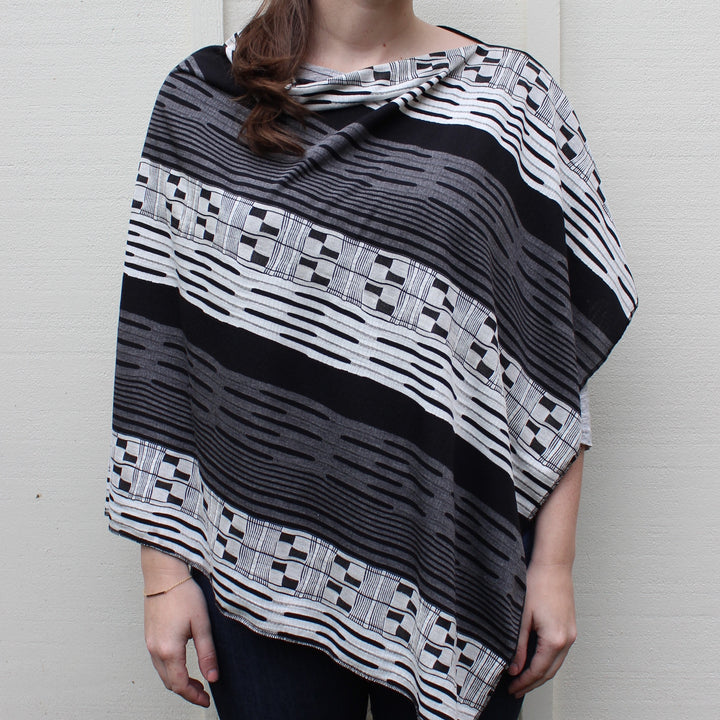 SALE | Black & White Poncho