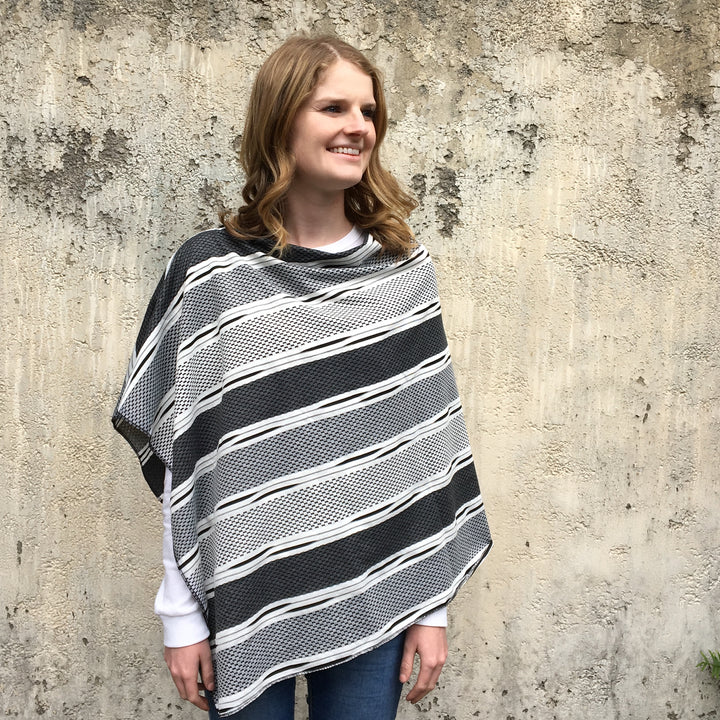 SALE | Black & White Poncho