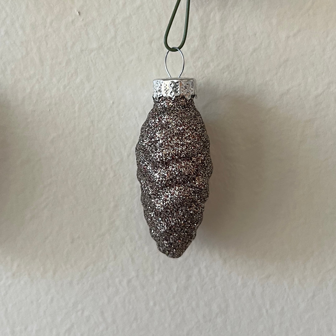 Glass Ornament "Pinecones"