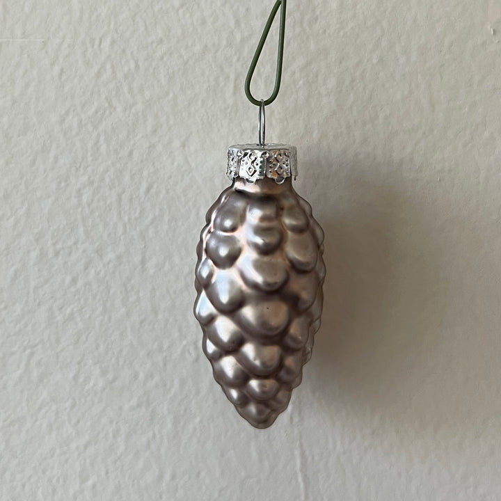 Glass Ornament "Pinecones"